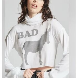 Recycled Karma Women's Cropped Turtleneck Tee White Graphic Size M